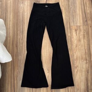 Hollister Crossover Ultra High Rise Flare Leggings - Size: XS